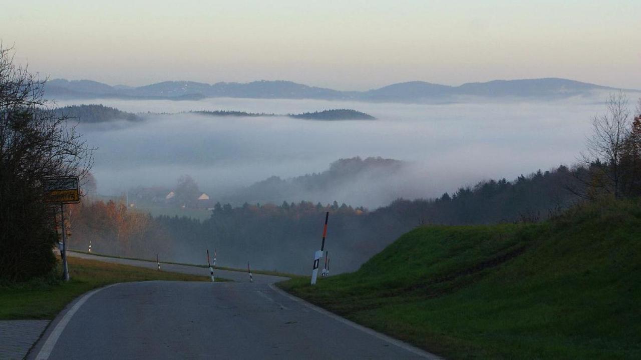 Ferienwohnungen Bauer - Auszeit Mit Ausblick Zenting Dış mekan fotoğraf